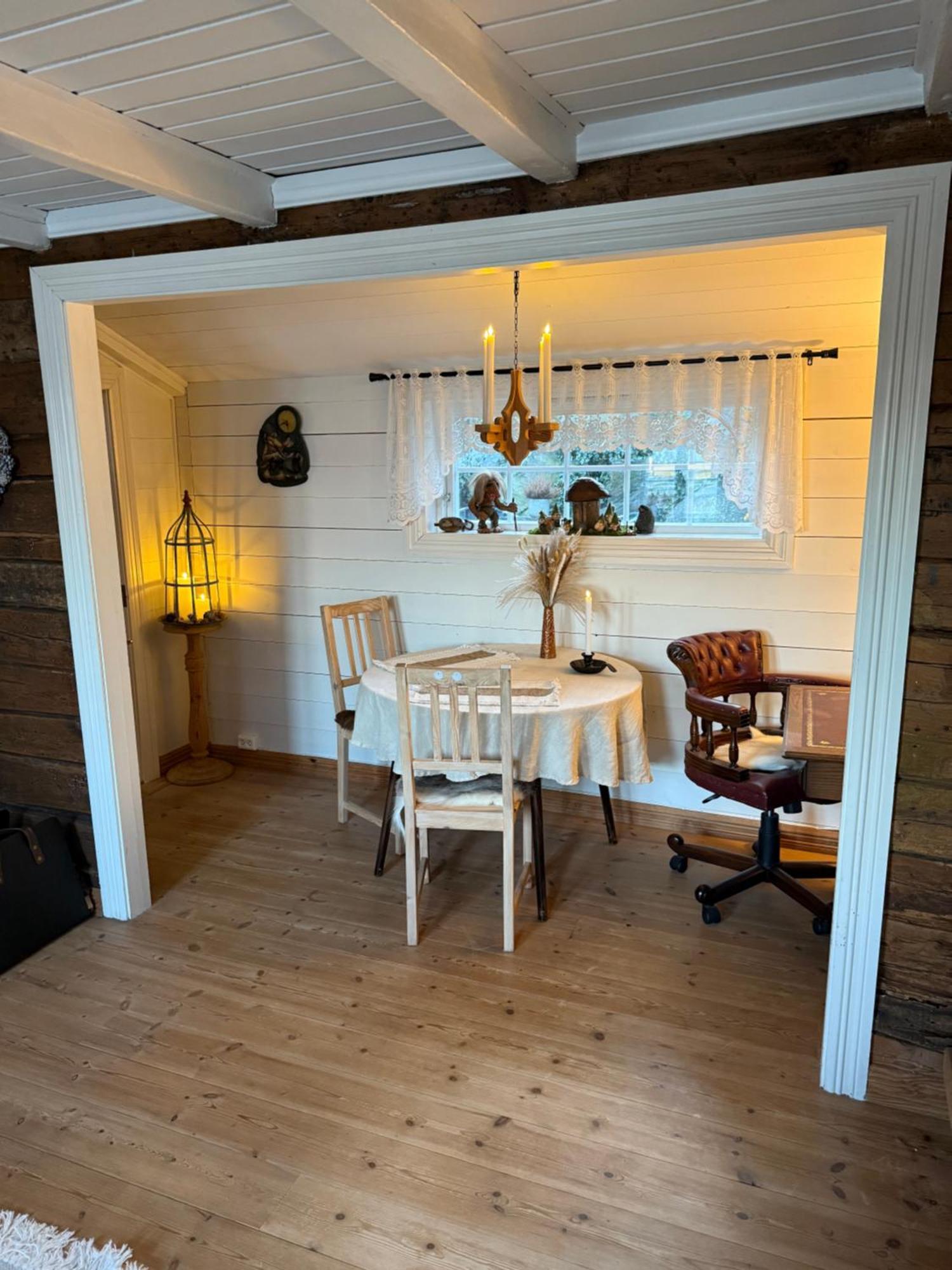 Unique 200-year Old Tiny House In Old Town Holiday home