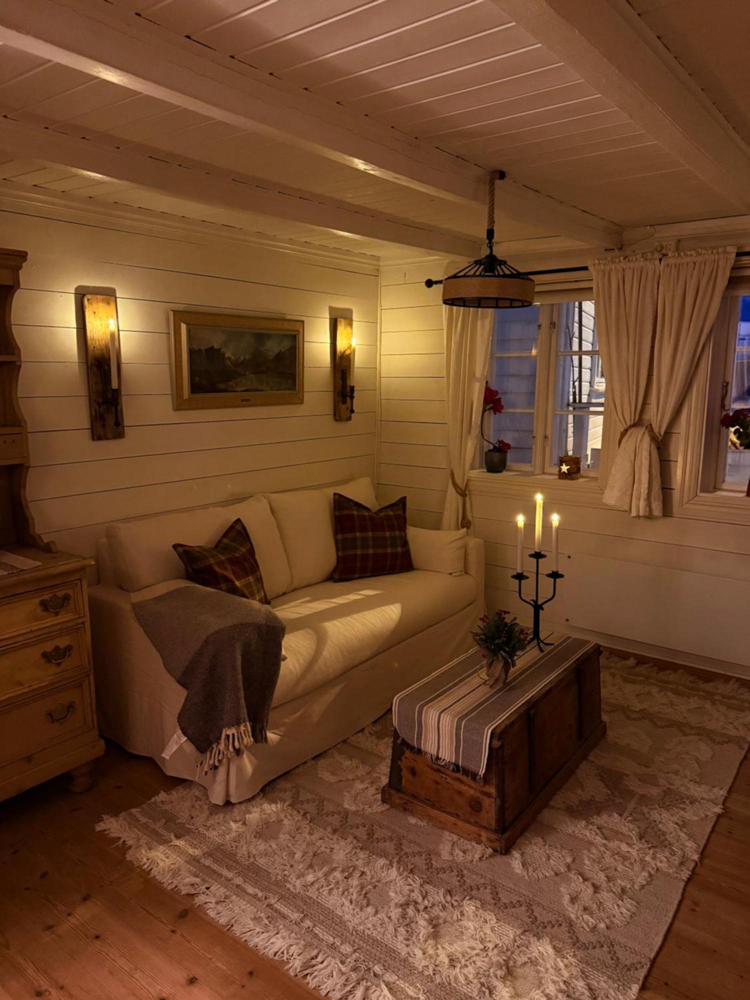 Unique 200-year Old Tiny House In Old Town Holiday home *
